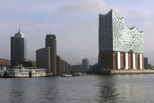 HAMBURGO. Esplendor en el puerto