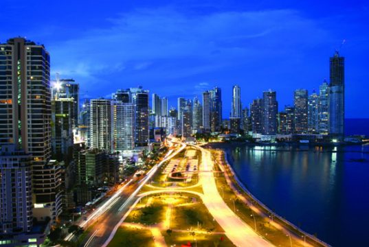 PANAMÁ. Reina de los océanos
