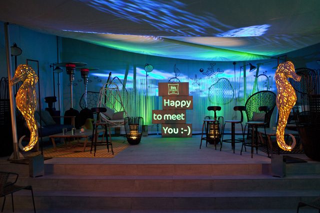 evento ibis styles barcelona happy to meet you