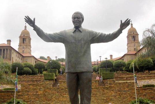 SUDÁFRICA. ¡Viva Madiba! Pretoria_Jardines de Union Buildings