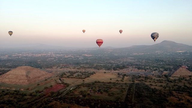Barceló México Reforma paseo en globo Barceló México Reforma paseo en globo