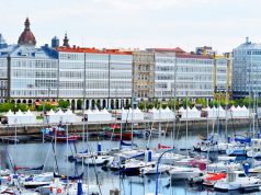 A CORUÑA. Mirando al mar Coruña galerías de la Marina desde Palexco