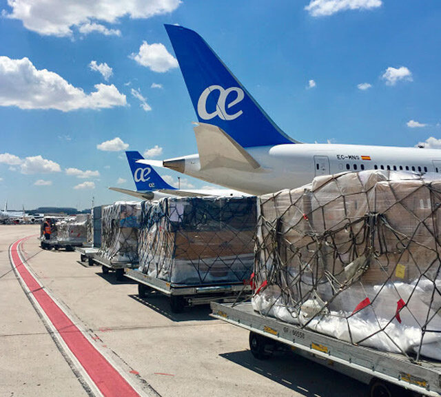 Air Europa transporte vacunas