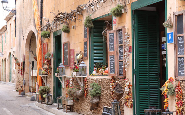 Tiendas típicas de pueblo de Mallorca