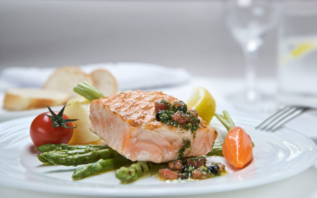 Pink salmon grill First Class