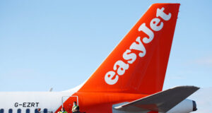 Easyjet_cola avión