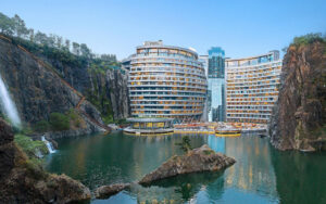 InterContinental Shanghai Wonderland