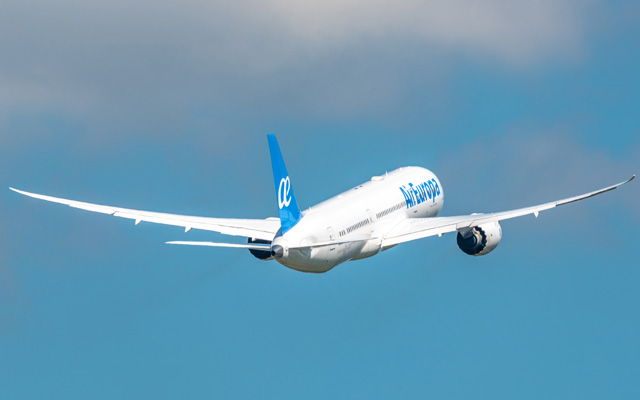AirEuropa_B787 Takeoff