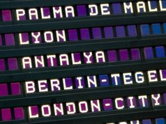 Vueling, la aerolínea con más reclamaciones del verano, según Reclamio.com Panel de vuelos