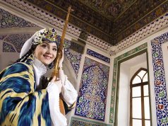 RUTA DE LA SEDA. Comerciante, sí hay camino Mujer uzbeka