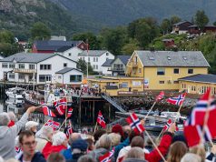 Hurtigruten genera 200 millones de euros al año en las comunidades costeras de Noruega Hurtigruten