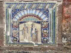 NÁPOLES. Histórica y seductora